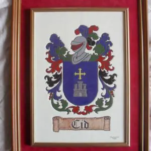 Azulejo con escudo heráldico enmarcado